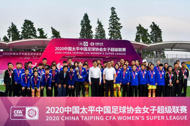 鲁梅尼格：足球应带来快乐喜悦而巴黎做到了 裁判西伯特判罚全对